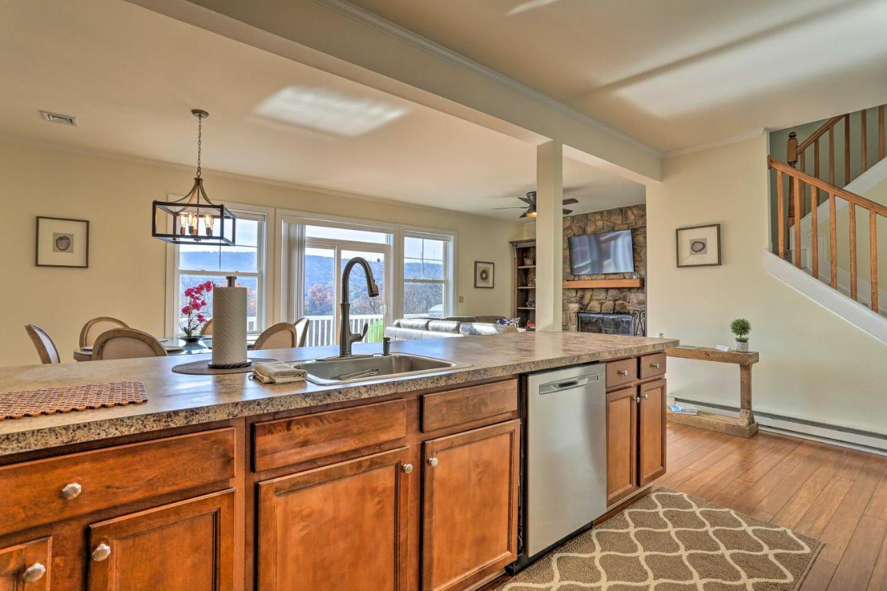 New ! Slopeside Townhome : Wfh, Ski, Dine & Hike Tannersville Bagian luar foto